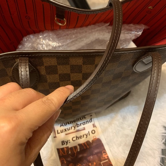 Authentic Louis Vuitton Neverful MM - Picture 13 of 16